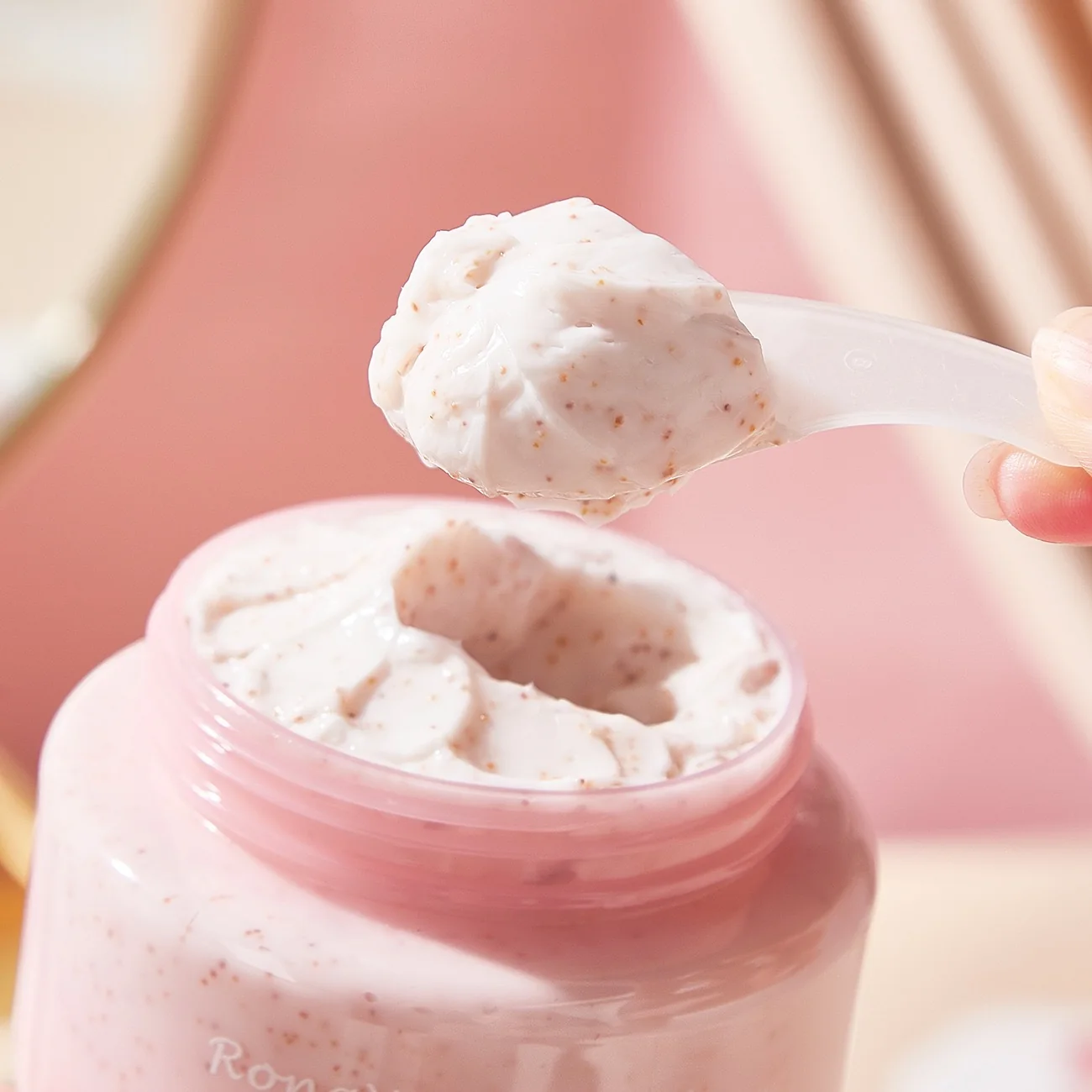 Ice Cream Body Scrub packaging preview
